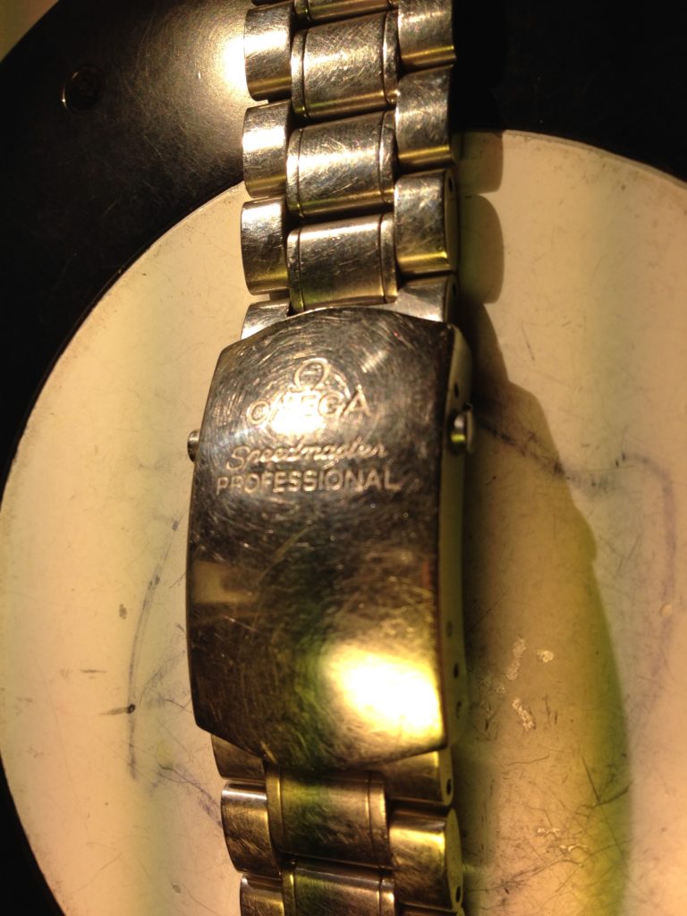 Restauro di casse e bracciali-Omega moonwatch-IMG_1121-prima