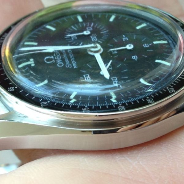 Revisione e restauro Omega Moonwatch