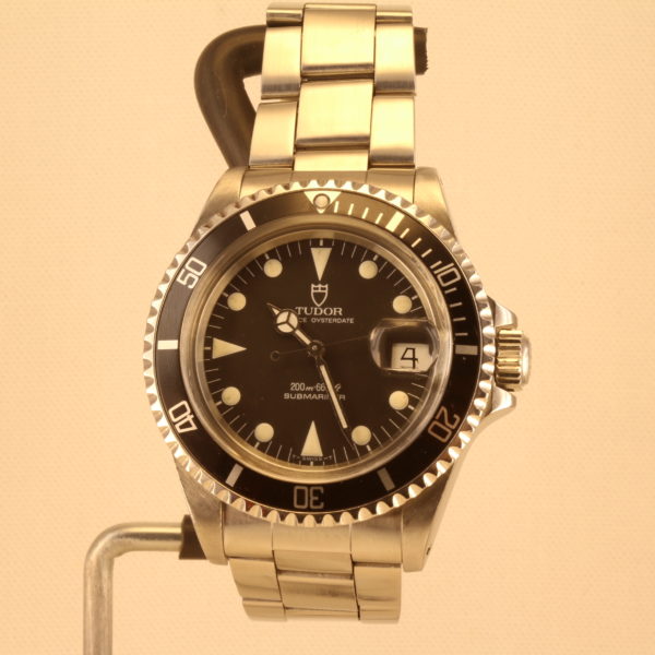 Revisione Tudor Submariner cassa Rolex