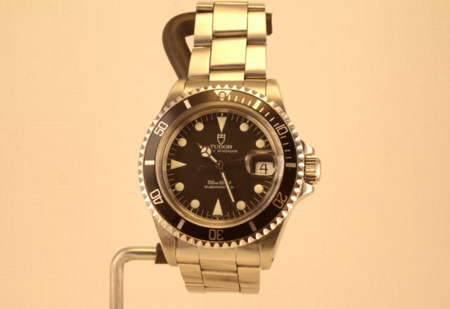 Revisione Tudor Submariner cassa Rolex